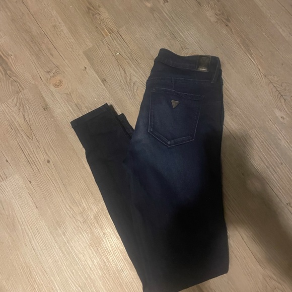 28 guess curvy x - Picture 4 of 4